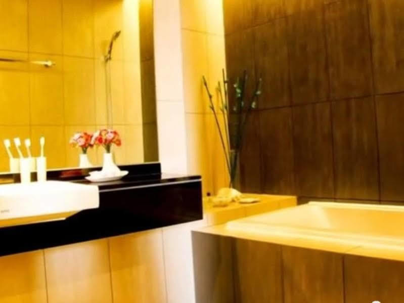 Lancaster Hanoi Service Apartment Екстер'єр фото
